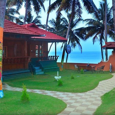 Black Beach Resort Varkala Exterior photo