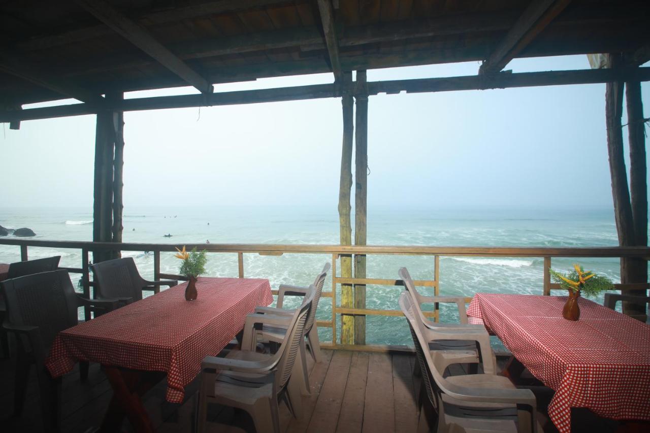 Black Beach Resort Varkala Exterior photo
