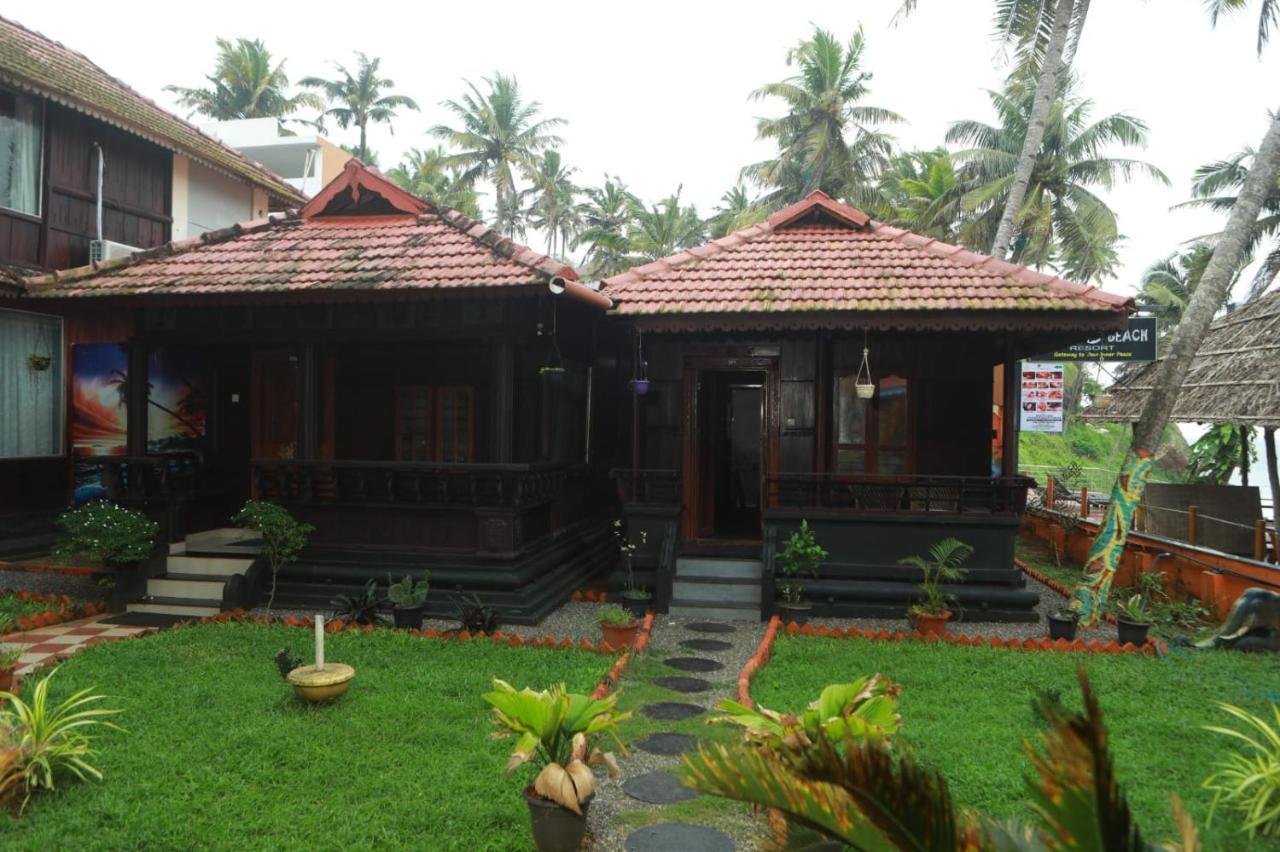 Black Beach Resort Varkala Exterior photo