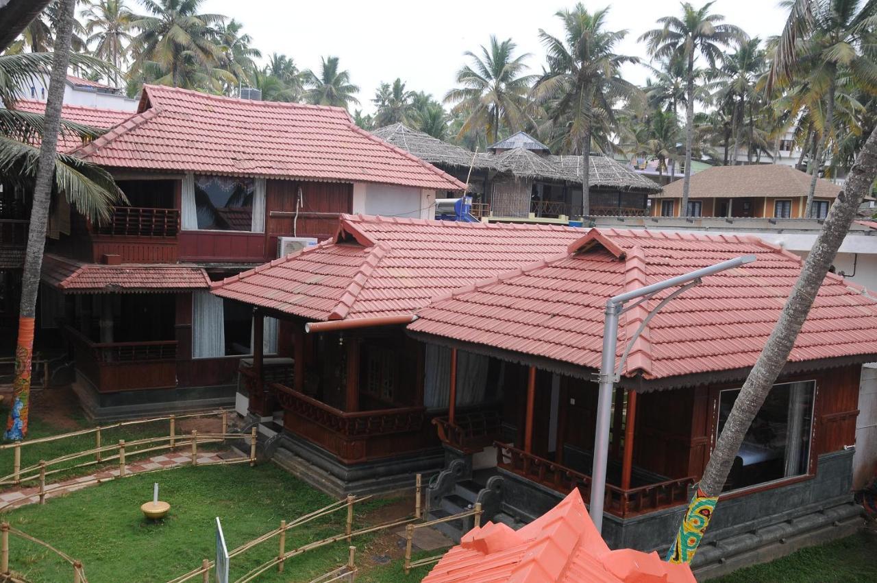 Black Beach Resort Varkala Exterior photo