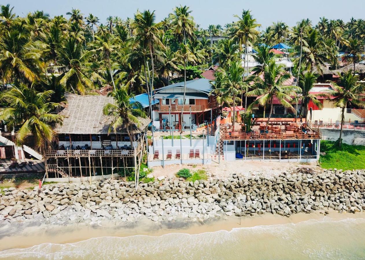 Black Beach Resort Varkala Exterior photo