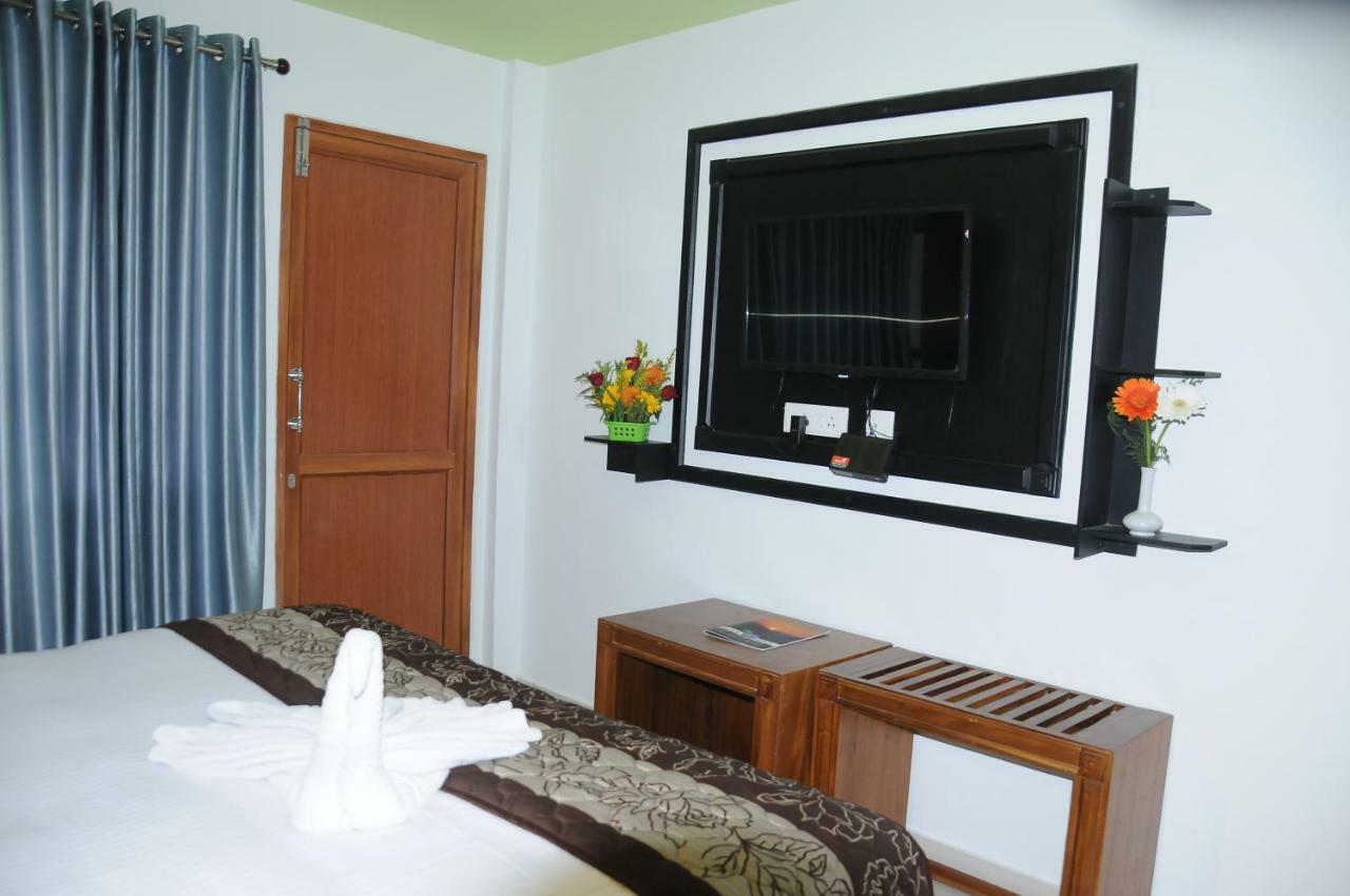 Black Beach Resort Varkala Exterior photo