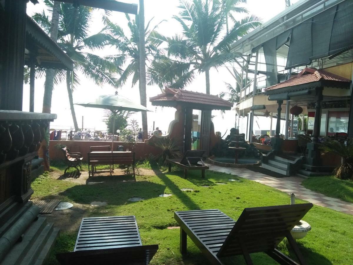 Black Beach Resort Varkala Exterior photo